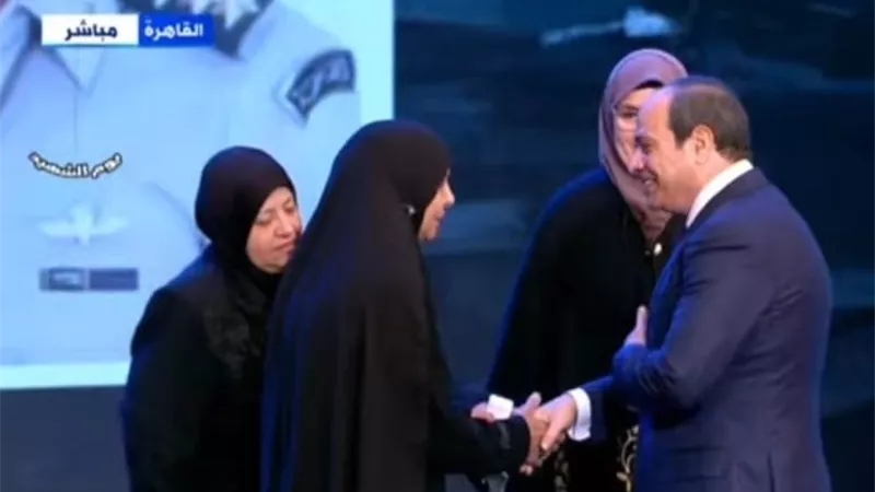 الرئيس السيسي: أبطالنا دفعوا ثمن استقرارنا على مدار 8 سنوات