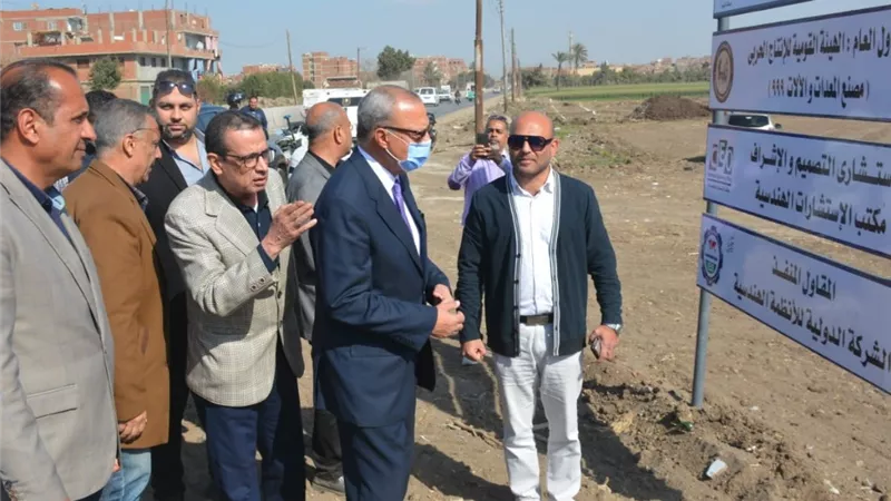 محافظ القليوبية يدشن أعمال إنشاء المحطة الوسيطة بالقناطر الخيرية