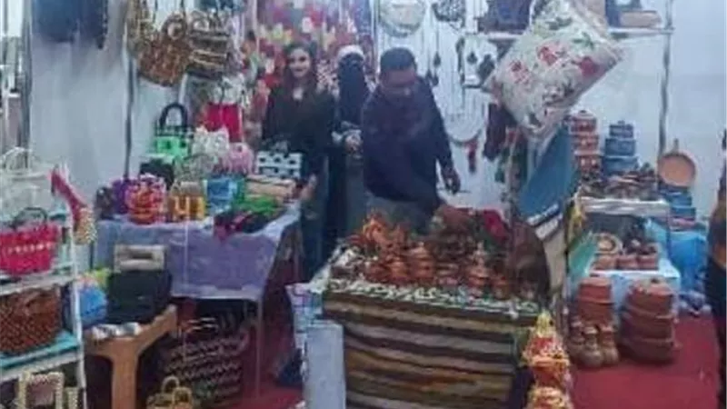 الشرقية يشارك بصناعات يدوية وحرفية في معرض القاهرة الدولى