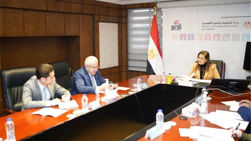 وزيرة التخطيط تبحث سبل التعاون مع سفير أذربيجان بالقاهرة
