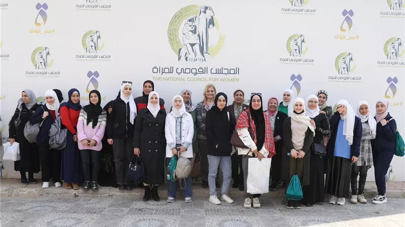 القومى للمرأة يطلق فعاليات دوائر الحكى لطالبات سوريات وأسرهن