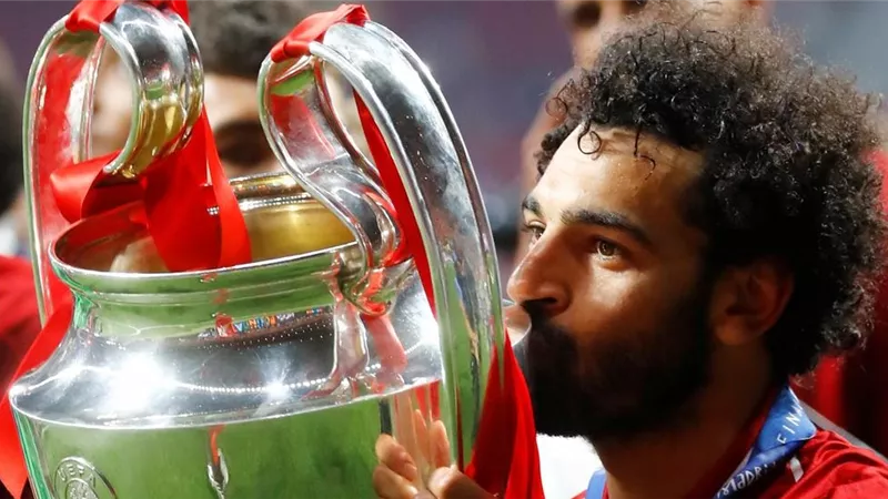 لأول مرة .. محمد صلاح يكشف عن قرار تاريخي بشأن دوري أبطال أوروبا