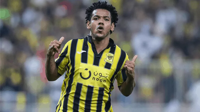 بتمريرات رائعة.. اتحاد جدة يتقدم علي النصر بالهدف الأول - فيديو