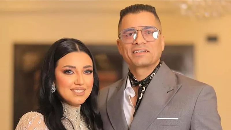 الليلة.. حسن شاكوش يحتفل بعقد قرانه وزفافه على فتاة خارج الفن