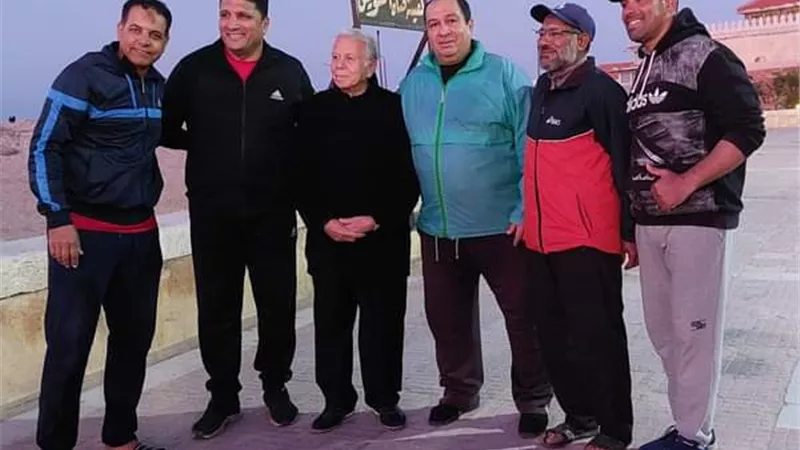 بالصور .. زيارة رئيس النادى الاهلى الاولى لبورسعيد .. هل تذيب الجليد؟