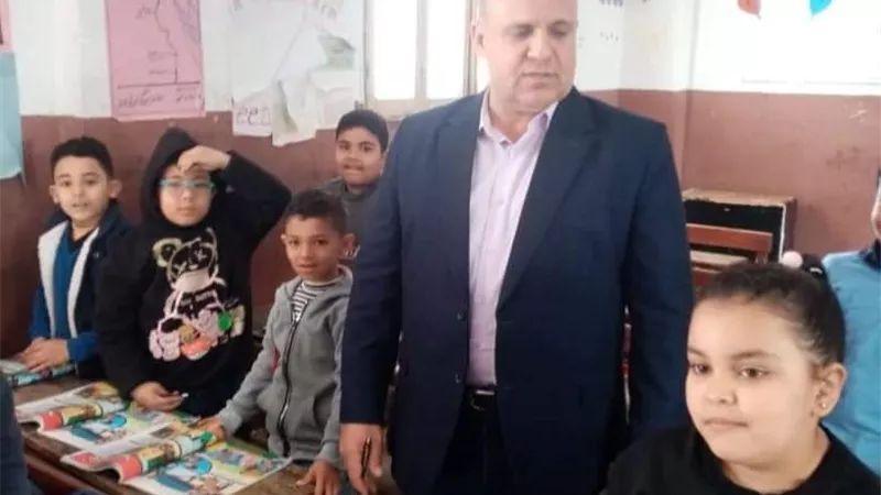 وكيل تعليم دميـاط يفاجئ مدارس الزرقا والسرو