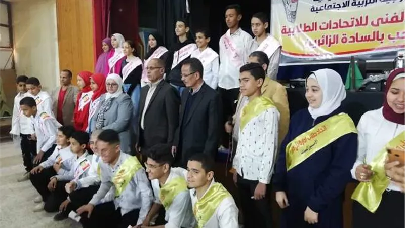 قومي المرأة بالمنيا يشارك في حفل تنصيب الاتحادات الطلابية