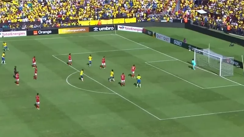 الاهلى بلا أنياب.. وصن داونز يتقدم بثلاثية .. ملخص الشوط الاول بالفيديو