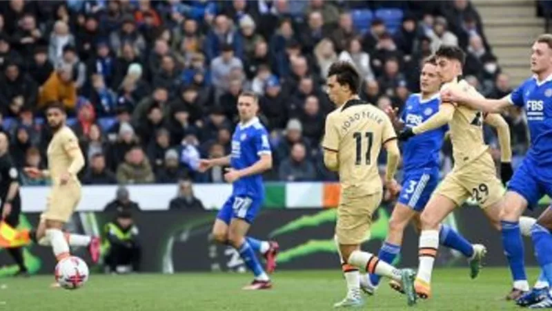 تشيلسي يتقدم علي ليستر سيتي 2-1 في الشوط الأول