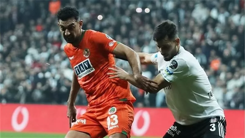 كوكا يشارك في خسارة ألانيا سبور أمام أنقرة جوجو بالدوري التركي