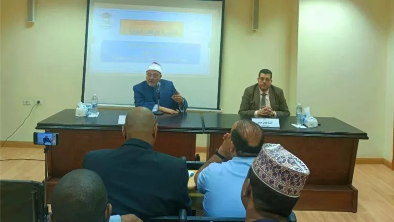 خالد الجندي يلتقي بمقدمي البرامج بإذاعات وتليفزيونات التعاون الإسلامي