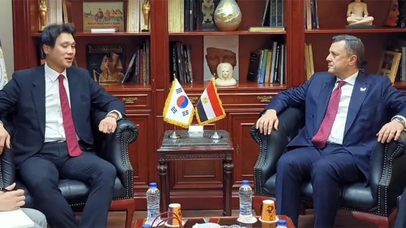 دعم التعاون بين مصر وجمهورية كوريا في مجال السياحة
