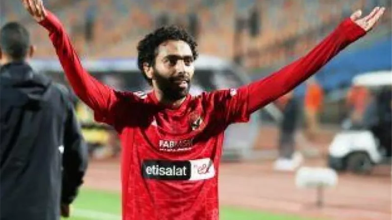 حسين الشحات يقترب من مشاركة الأهلي امام القطن الكاميرونى