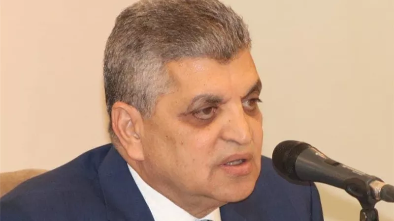 الفريق ربيع :قناة السويس تشهد معدلات غير مسبوقة في عبور السفن