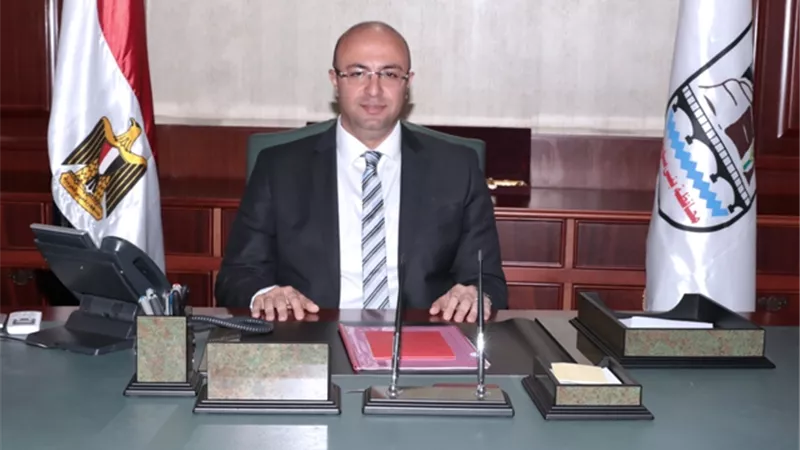 المحافظ يهنئ أبناء بني سويف بالعيد القومى