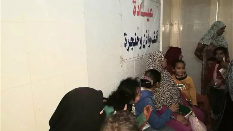 الكشف على ١٨٦٦ مريضاً فى قافلة علاجية فى بلقاس