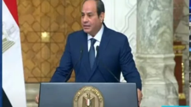 السيسي يؤكد أهمية إيجاد حل لتقليل نزوح المواطنين من أفريقيا إلى أوروبا