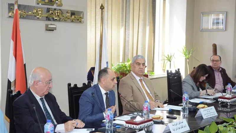رئيس جهاز شئون البيئة: تسهيل إجراءات إصدار الموافقات البيئية