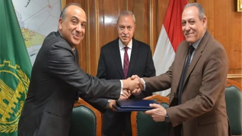 الهجان يشهد توقيع بروتوكول مع