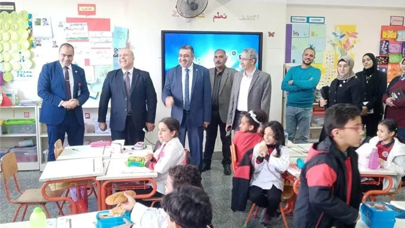 وكيل تعليم دميـاط يفتتح معرض العلوم الأول للمدرسة اليابانية