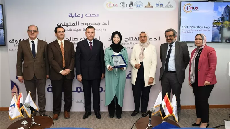 رئيس جامعة عين شمس يفتتح فعاليات احتفالية 