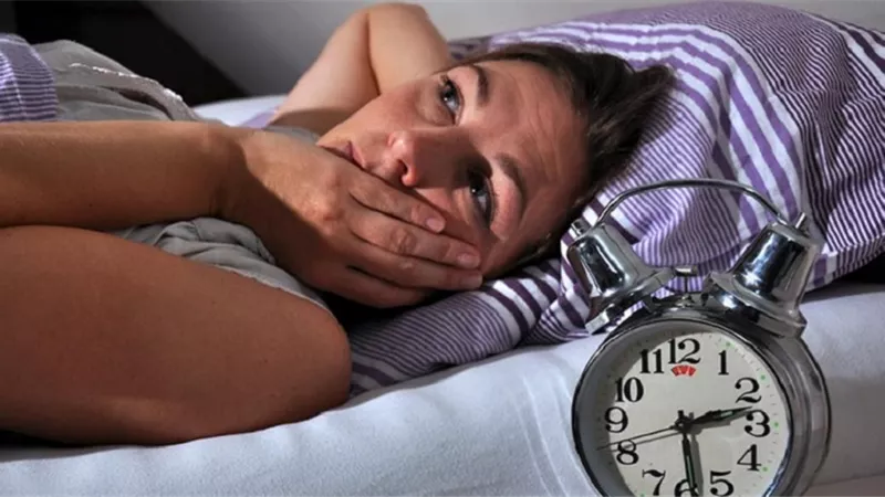 دراسة: النوم أقل من 5 ساعات يزيد من مخاطر تجلط الدم