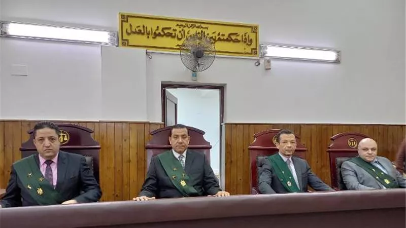 المشدد ٦سنوات لعصابة أبو دومة