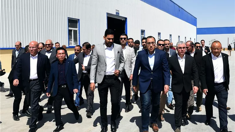 رئيس الوزراء يشهد افتتاح مشروع