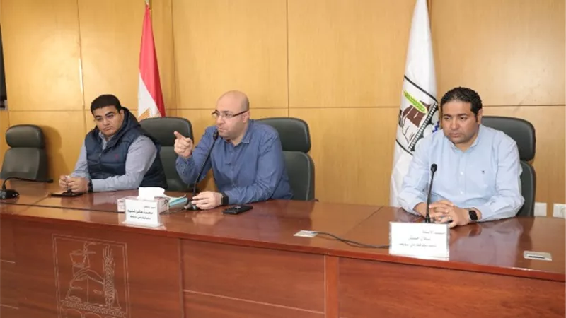 محافظ بني سويف يشكر كل المساهمين في احتفالات العيد القومي