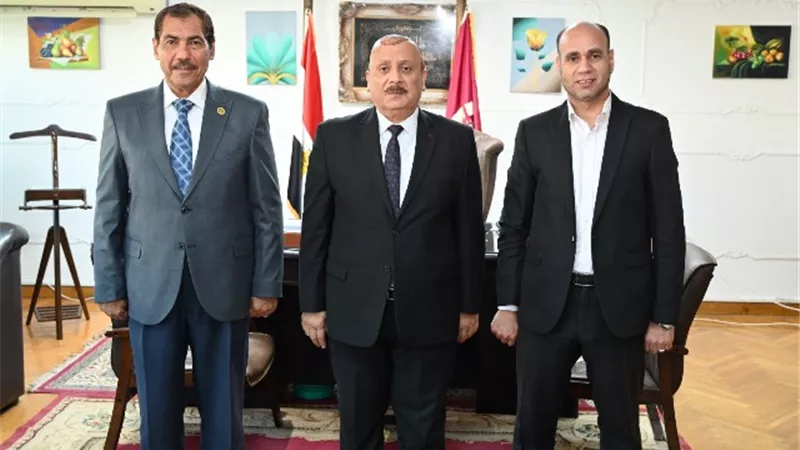 ندوة بعنوان الشائعات ودورها في صناعة الأزمات بجامعة الفيوم