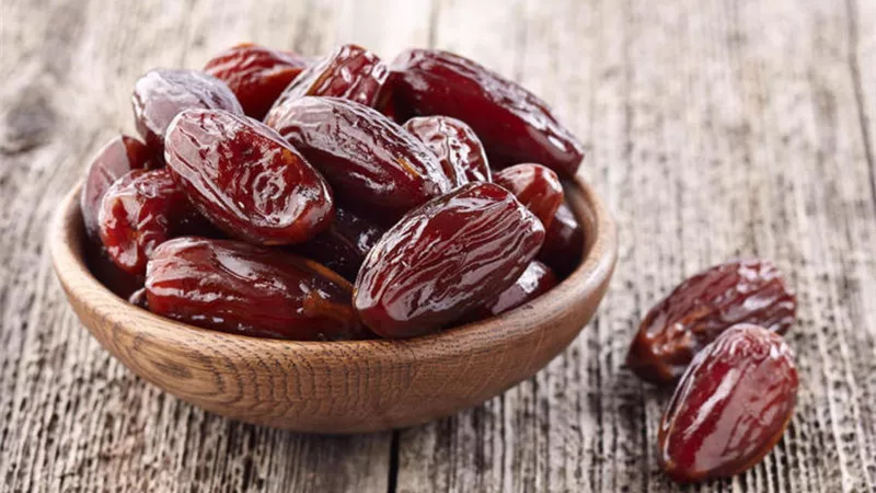 3 تمرات.. طبيب يقدم نظاما غذائيا لمرضى السكري في رمضان