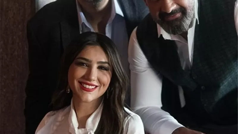 مراد مكرم برفقة ياسر جلال ومي عمر من كواليس 