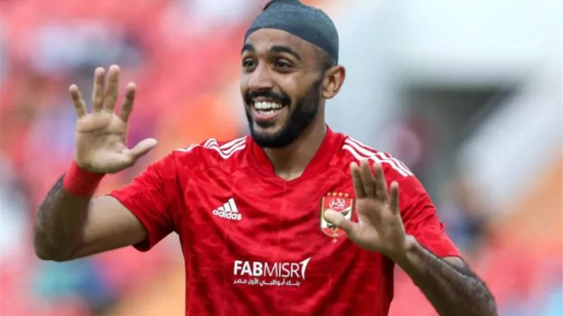 صورة .. مؤمن زكريا : كهربا لاعب مؤثر .. وسداد غرامته أهم شئ الان