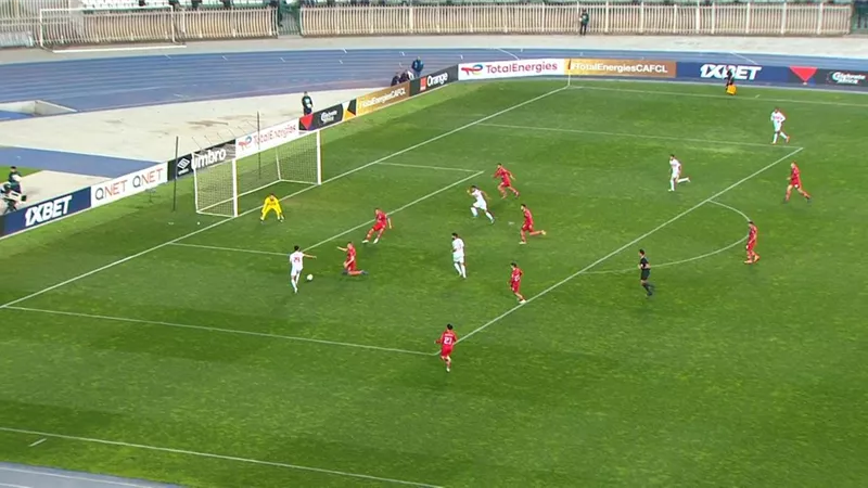 التعادل السلبى ينهى الشوط الأول من مواجهة الزمالك وبلوزداد