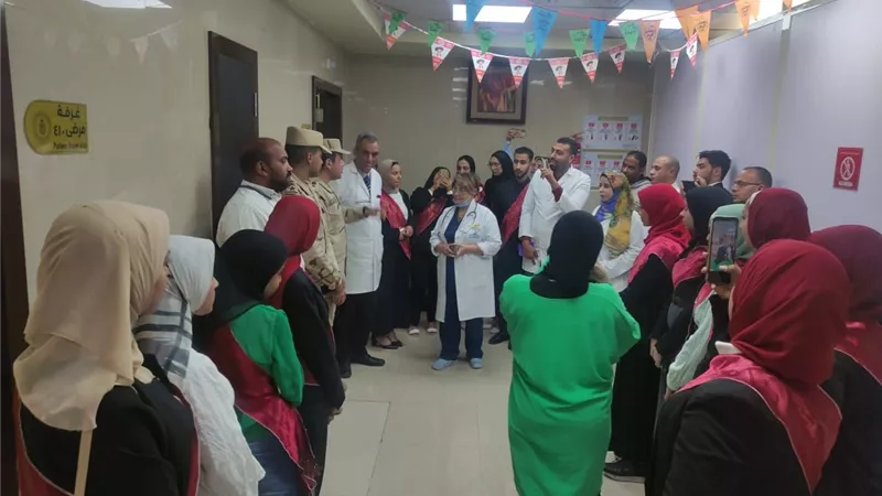 طلاب جامعة الأقصر فى زيارة لمستشفى طيبة التخصصى