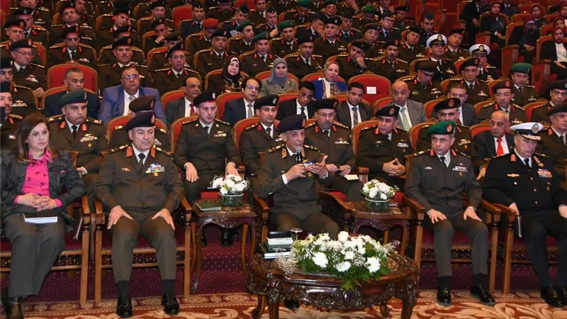 وزير الدفاع يشهد مناقشة البحث الرئيسى لهيئة البحوث العسكرية