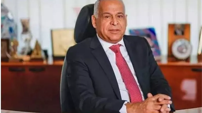 إيقاف عضوين بمجلس ادارة نادي سموحة - تفاصيل