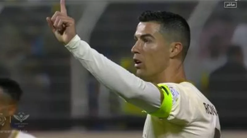 النصر السعودى يتأخر أمام أبها بهدف في الشوط الأول