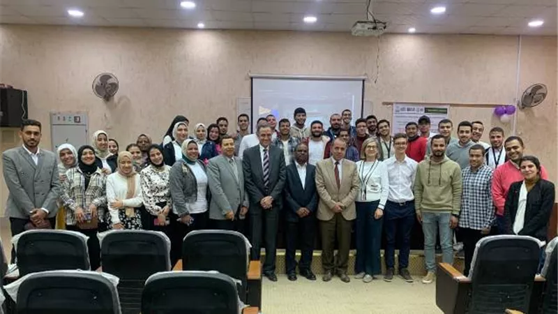 تفاصيل زيارة وفد جامعة اكسفورد لجامعة حلوان.. بالصور