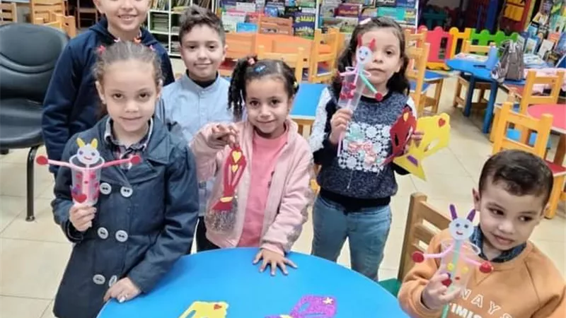 مواصلة تنظيم الأنشطة لتلاميذ مدارس بفرع مكتبة مصر العامة بأسيوط