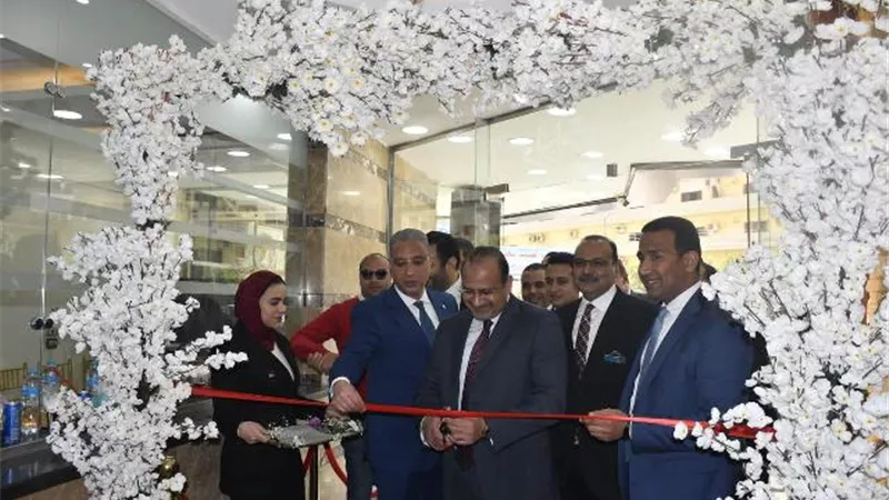 محافظ الفيوم .. يفتتح مستشفى رواد الطب التخصصي بمدينة الفيوم.
