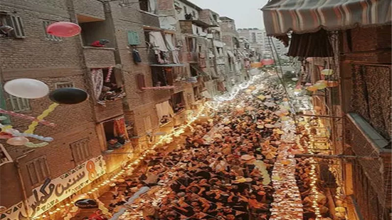 أكثر من 700 طلب لإقامة موائد الرحمن.. بالجيزة