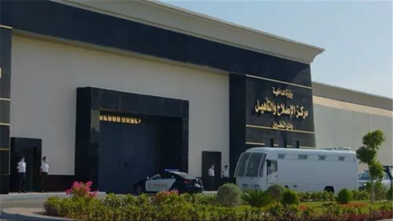 كاذبون .. مصدر أمنى ينفى ادعاءات قنوات الإرهابية بوجود انتهاكات بأحد مراكز التأهيل والإصلاح