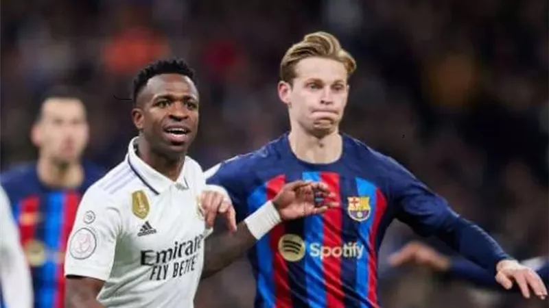 إصابات مؤثرة.. إبرز غيابات ريال مدريد وبرشلونة في الكلاسيكو