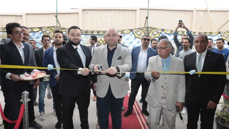 محافظ بني سويف يفتتح خطوط إنتاج جديدة