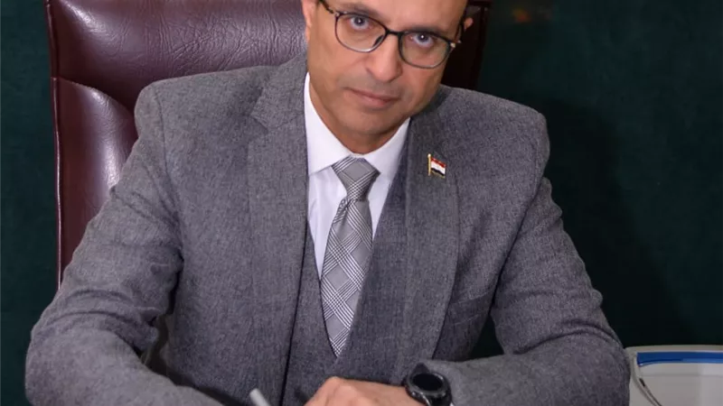 تكليف نوبى حسن بعمل نائب رئيس جامعةأسيوط الأهليةللشئون الأكاديمية