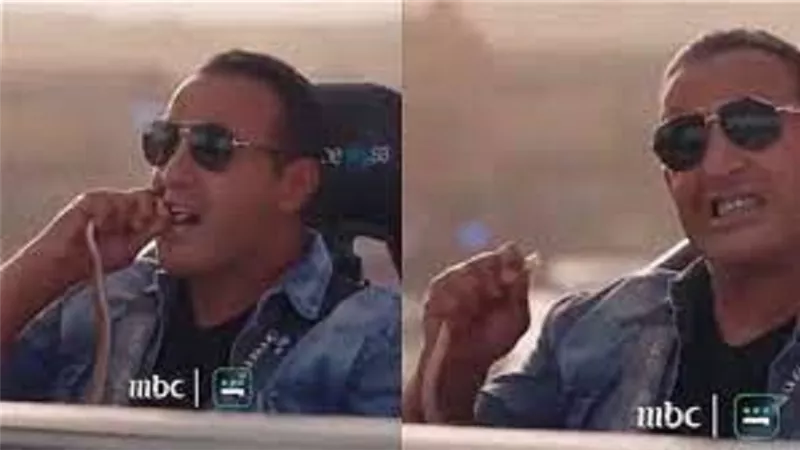 احمد السقا يفصل راس ثعبان بـ 