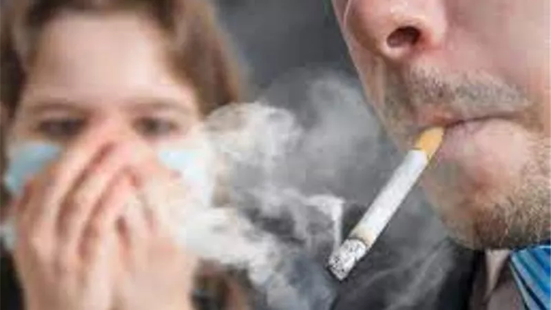 اذهب للطبيب فورا حال شعورك بهذه الاعراض.. الصحة تحذر المدخنين
