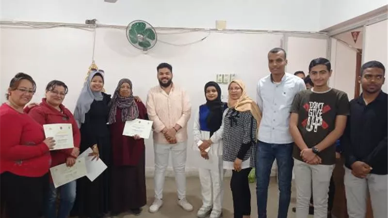حقوق جنوب الوادي تكرم الأمهات المثاليات من الإداريين بالكلية