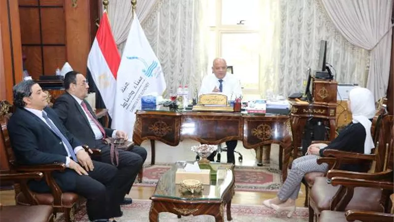 ميناء دمياط يبحث التعاون مع وفد الأكاديمية العربية للتكنولوجيا